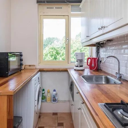Takoda Turtle Rotterdam Bed & Breakfast Hoogvliet